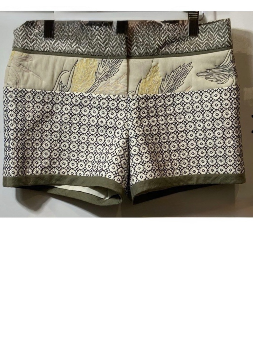 *RARE* Tory Burch Printed Chino Shorts, Women 6